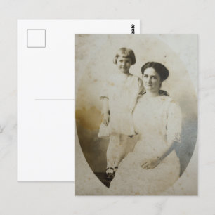 Postal Imagen de foto de mamá y hija Oval Mask Foxed RPPC