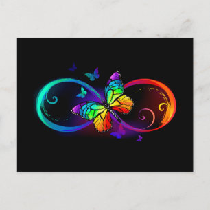 Postal Infinidad vibrante con mariposa arco iris sobre ne