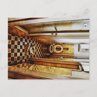 Postal inodoro abandonado