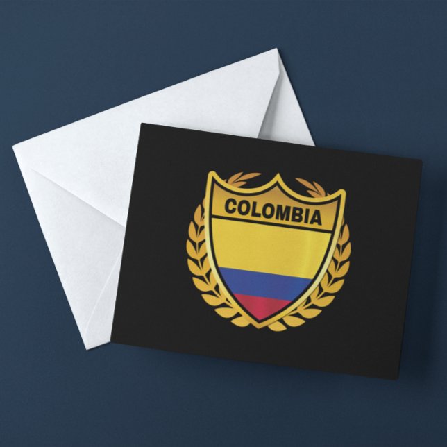 Postal Insignia de Escudo de oro de bandera nacional de C (colombia gold flag badge postcard)