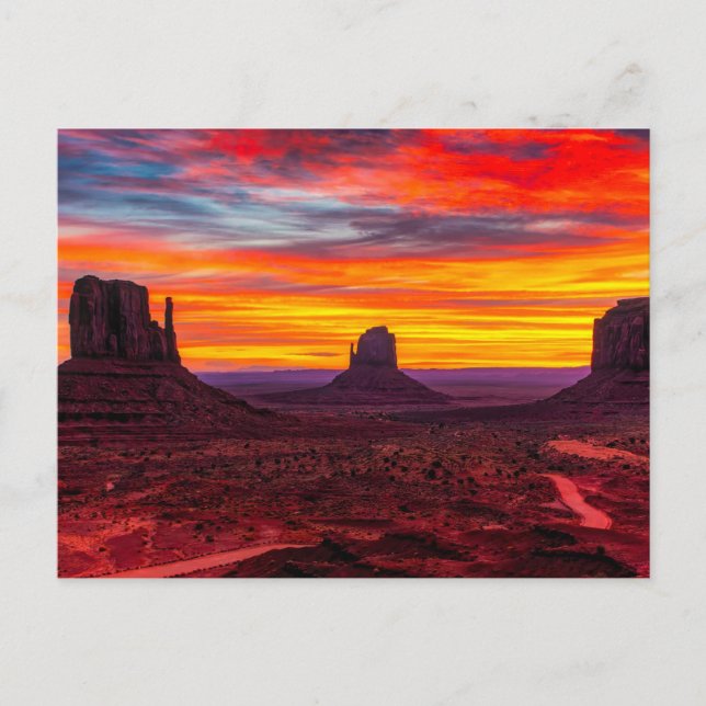 Postal Inspiraciones naturales en el valle de las montaña (Anverso)