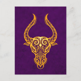 Postal Intrincado Tauro Amarillo Zodiac sobre morado