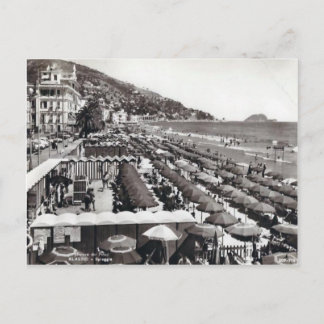 Postal Italia, Alassio, paraguas en la playa