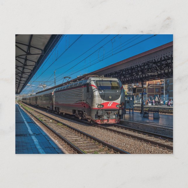 Postal Italia Clase E-402 en tren de pasajeros. (Anverso)