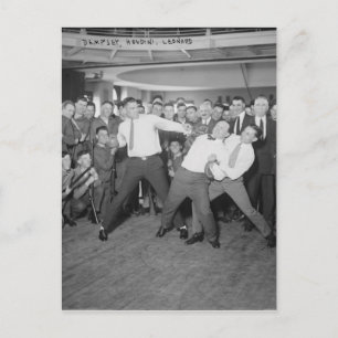 Postal Jack Dempsey se burla de la lucha contra Harry Hou
