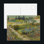 Postal Jardín de Van Gogh en Arles Floral Impresionista<br><div class="desc">Jardín en Arlés (1888) es una impresionante obra maestra de Vincent van Gogh, creada durante su período más vibrante creativamente en Provenza. Esta pintura captura un exuberante jardín florecido que desborda con una colorida tapicería de lirios, margaritas y variada flora. Un camino sinuoso guía la mirada del espectador a través...</div>