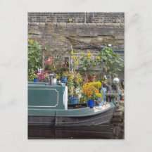 Jardín y barco estrecho