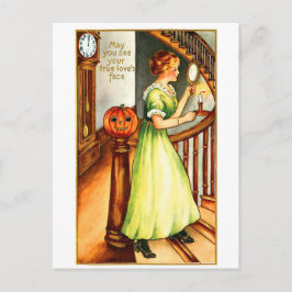 Postal Joven mirando en el espejo en Halloween