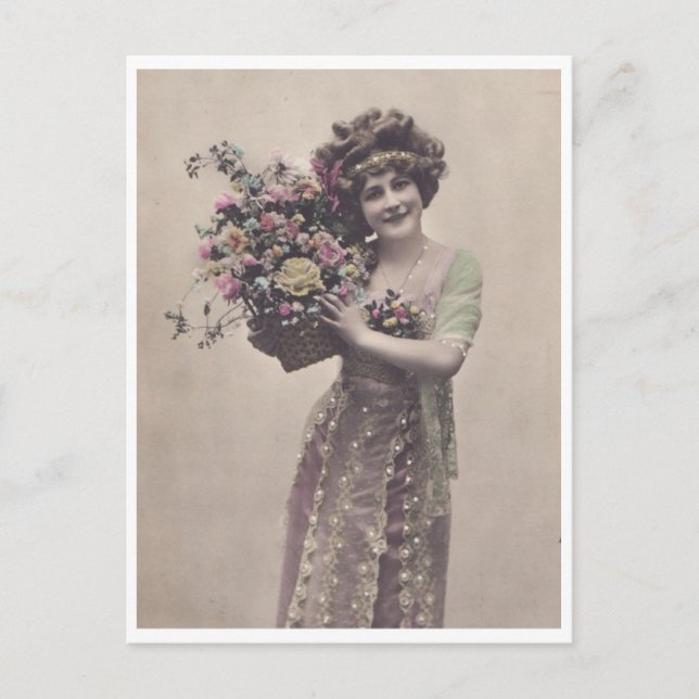 Postal Joven retro con bellas vestiduras (Anverso)