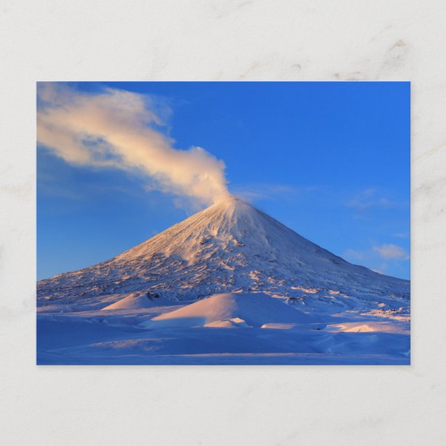 Postal Kamchatka activa Volcán Klyuchevskoy al amanecer (Anverso)