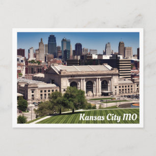 Postal Kansas City MO Union Station y horizonte de Downto