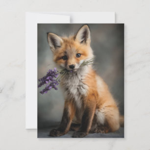 Postal Kit de Fox Adorable Holding Flores de Lavanda