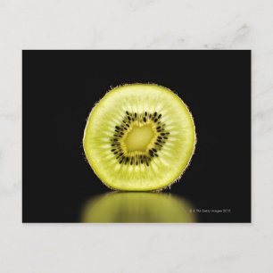 Postal Kiwi, fruta, fondo negro