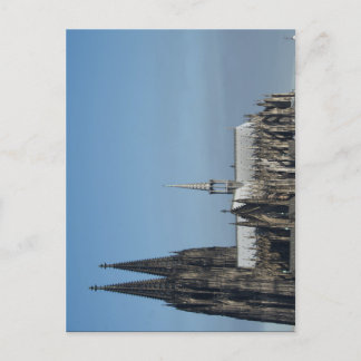 Postal Kölner Dom in der Seitenansicht im Morgenlicht