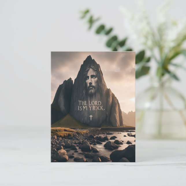 Postal La cara de los señores sobre la montaña rocosa (Anverso de pie)