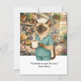 Postal La enfermera está bebiendo café frente a la tienda