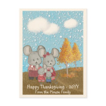 La familia del ratón lindo en el parque Feliz Día