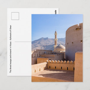 Postal La Gran mezquita y minarete en Nizwa - Omán
