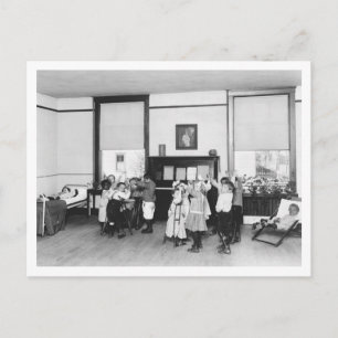 Postal La lucha contra la tuberculosis en los años 20