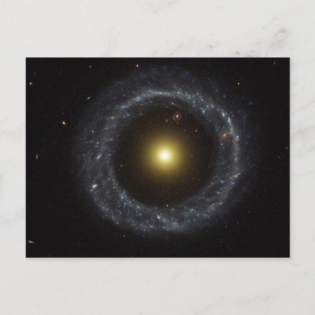 Postal La luz de la antorcha de la galaxia de anillo (Anverso)