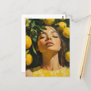 Postal La mujer disfruta del sol en los limoneros