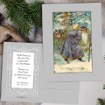 Postal La Navidad de los papás ventilado en el bosque de<br><div class="desc">Ornato en morado y plata,  el viejo mundo Padre Navidad lleva regalos a través de un bosque nevado. El color de fondo es modificable. Atrás se muestran gráficos complementarios personalizados y campos de texto editables.</div>