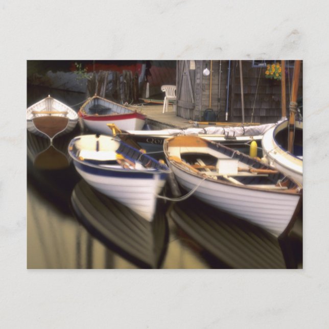 Postal La niebla rodea cuatro botes atracados. (Anverso)