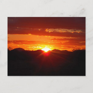 Postal La puesta de sol de John mientras limpiaba el gara