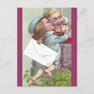 Postal Lady Coyly se aleja del beso