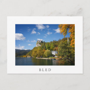 Postal Lago Bled con árboles en colores otoñales en Eslov