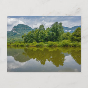 Postal lago de roca de la chimenea lure paisaje de caroli