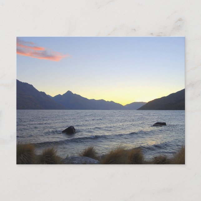 Postal Lago Wakatipu en Sunset, Queenstown, Nueva Zelanda (Anverso)
