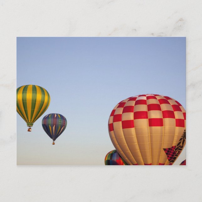 Postal Lanzando globos aerostáticos (Anverso)