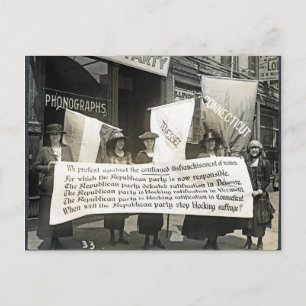 Postal Las feministas protestan contra los republicanos, 
