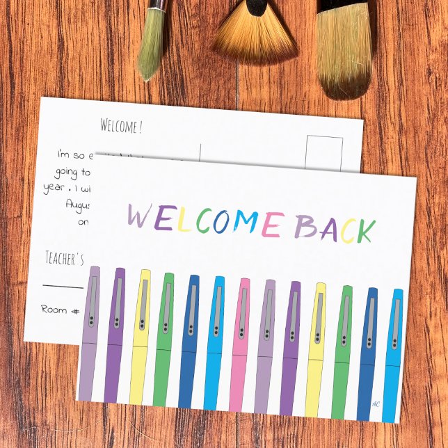 Postal Las gallinas coloridas son bienvenidas de vuelta a (Colorful pens , welcome back to school white postcard .)