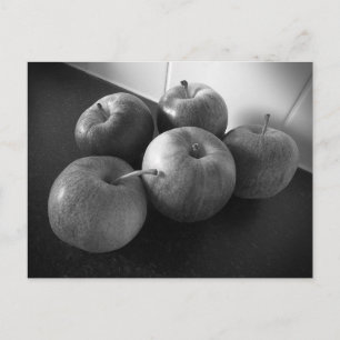 Postal Las manzanas en la cocina