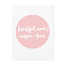 Las mentes hermosas inspiran a la gente Inspirador