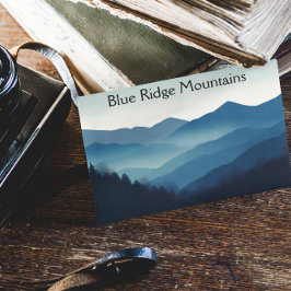 Postal Las montañas Blue Ridge, el personalizable