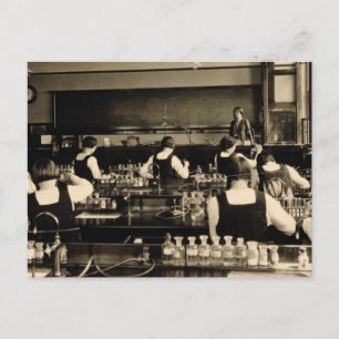 Postal Lección de ciencia en la Escuela de Gramática para