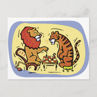 Postal León y tigre jugando al ajedrez