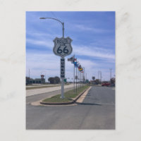 Letrero de entrada al Museo de la Ruta 66 con band