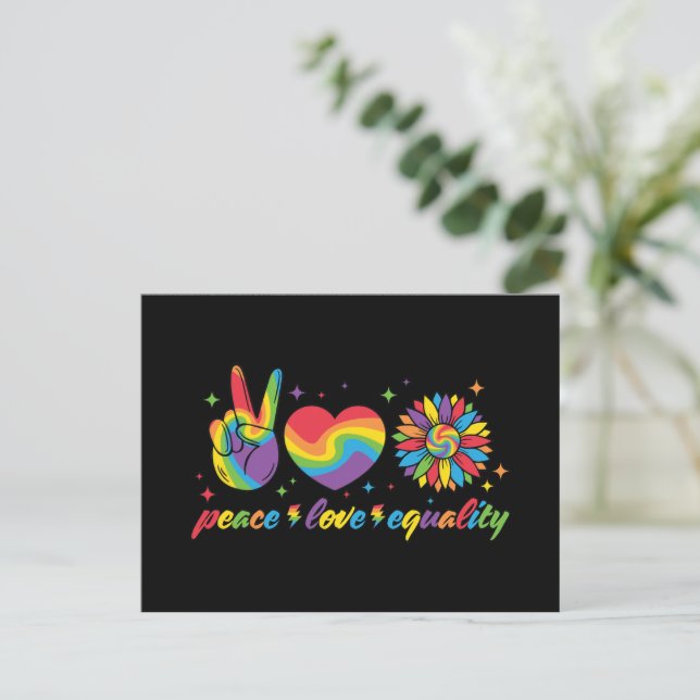 Postal LGBTQ - Paz, amor, igualdad (Anverso de pie)
