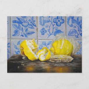 Postal Limones y Azulejos — Clásico Still Life Azul y Ama