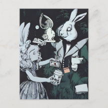 Linda Alice fumando con el conejo blanco
