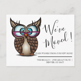 Postal linda casa de búho en movimiento Postcard