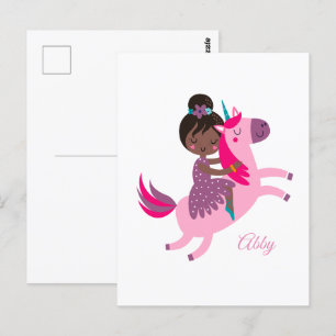 Postal Linda niña de pelo negro montando un unicornio