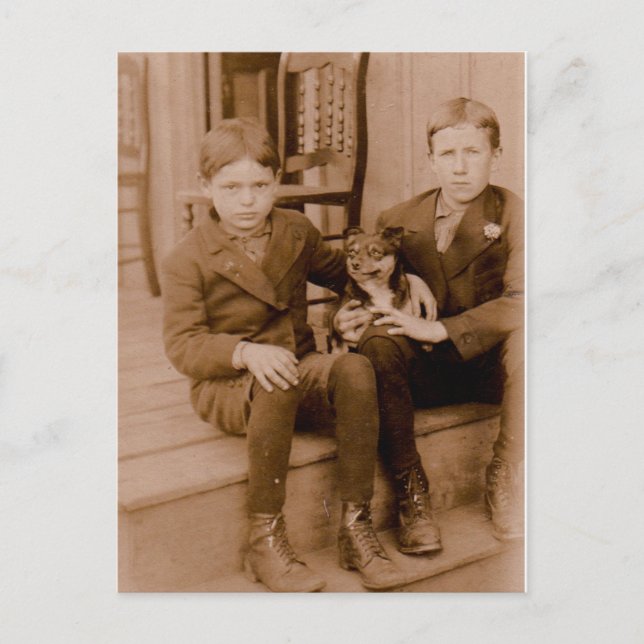 Postal Los años 1920 dos niños un perro (Anverso)