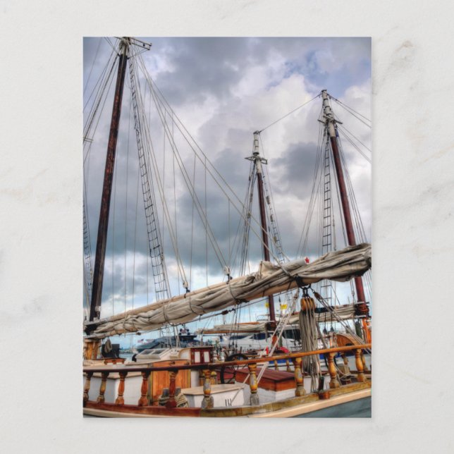 Postal Los Barcos De Vela Están Acoplados En El Puerto Oc (Anverso)