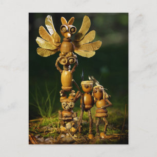 Postal Los elfos de bellota están jugando indios. Acampad