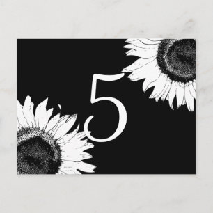 Postal Los girasoles blancos en los números de las mesas